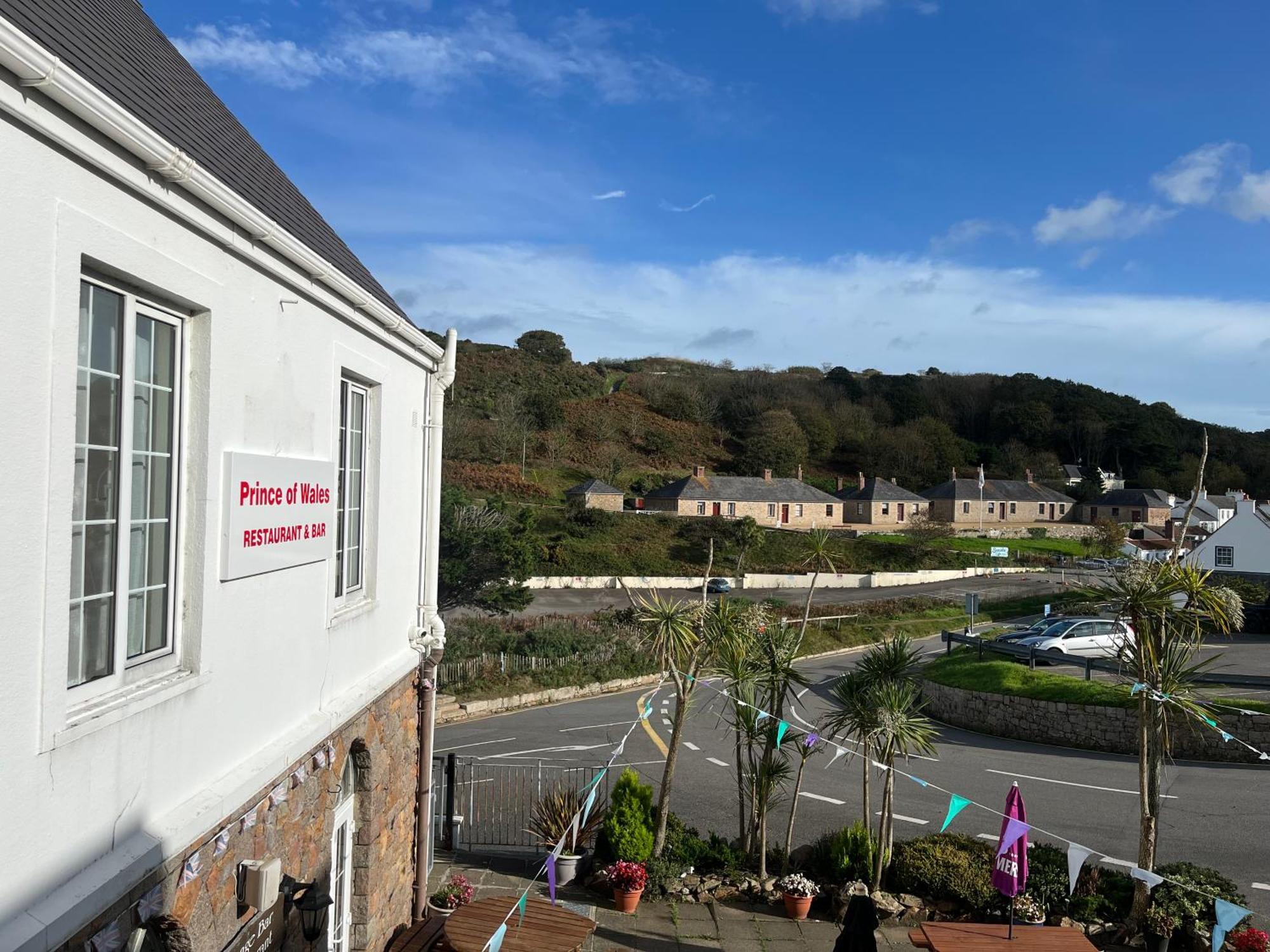 The Prince Of Wales Hotel St Ouen's 외부 사진