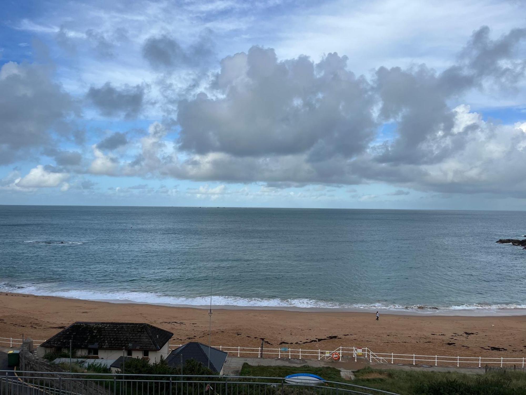 The Prince Of Wales Hotel St Ouen's 외부 사진