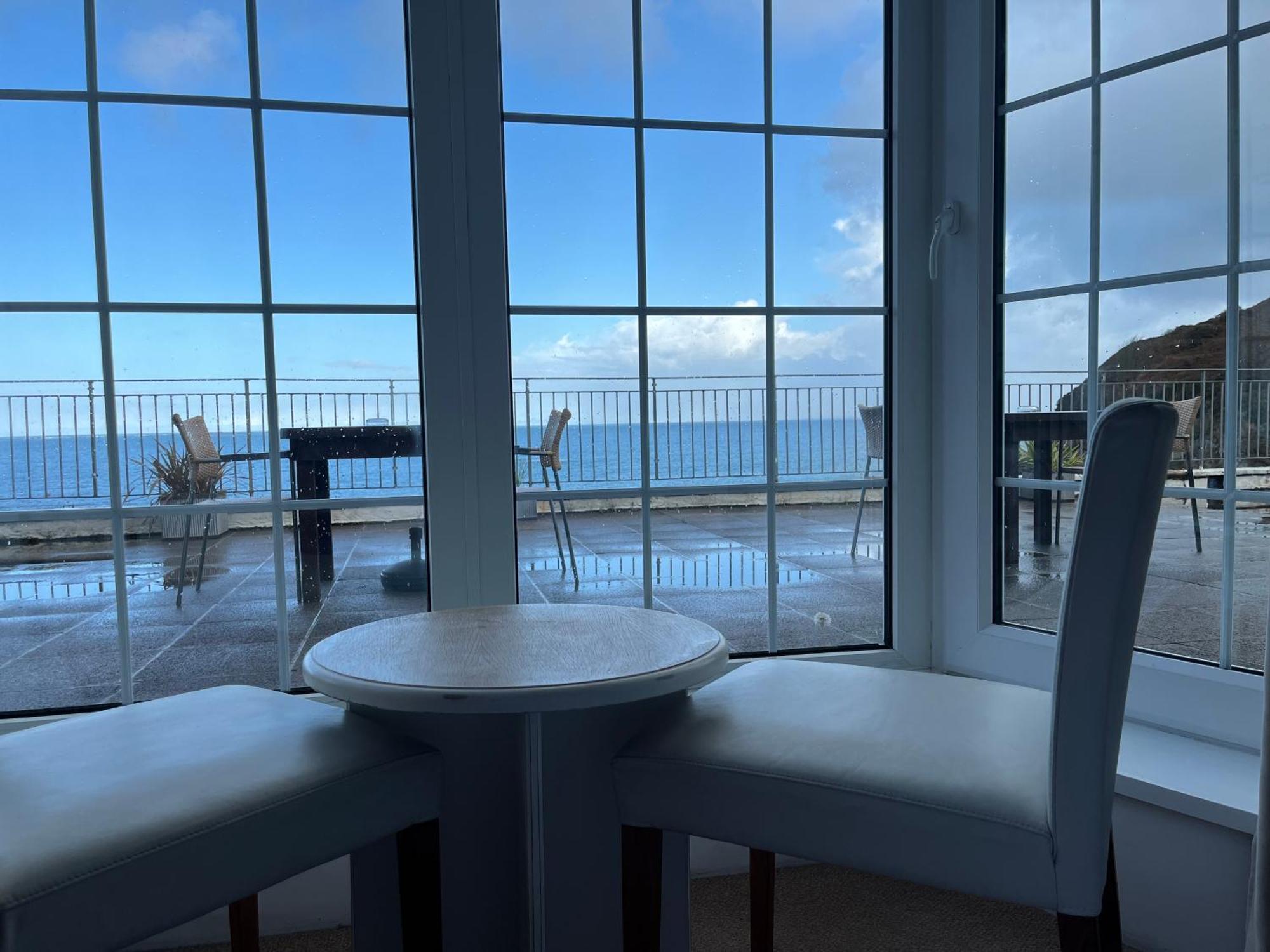 The Prince Of Wales Hotel St Ouen's 외부 사진