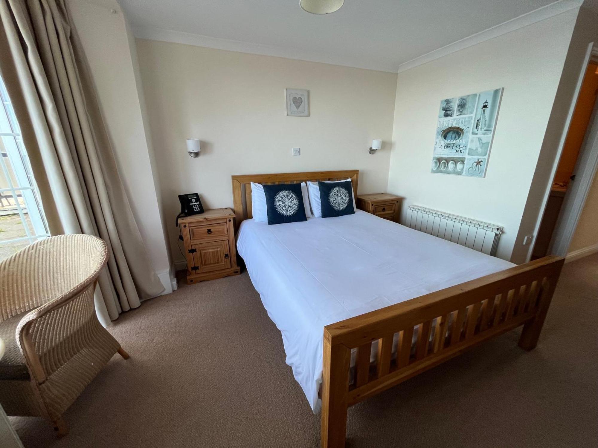 The Prince Of Wales Hotel St Ouen's 외부 사진