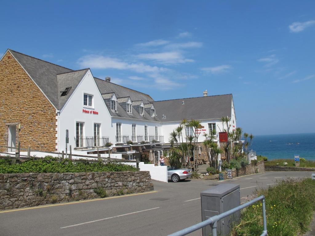The Prince Of Wales Hotel St Ouen's 외부 사진