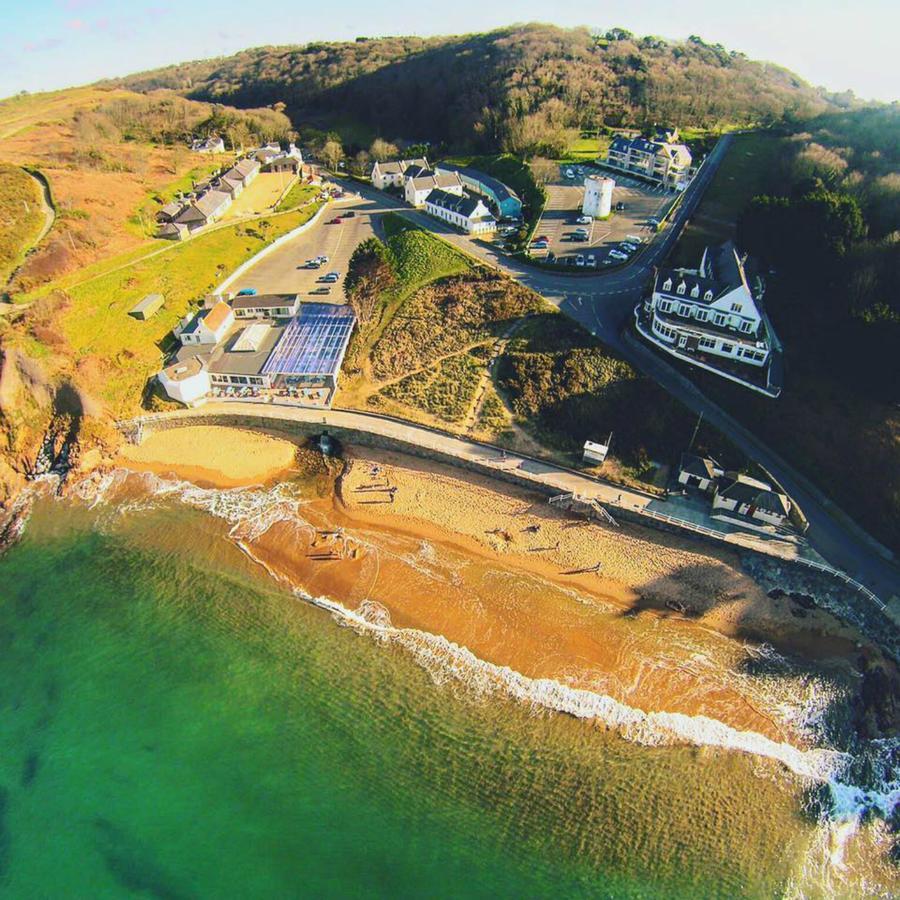 The Prince Of Wales Hotel St Ouen's 외부 사진